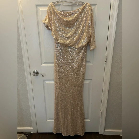 ! Badgley Mischka Asymmetric Draped Sequin Mermaid Gown - Picture 3 of 7